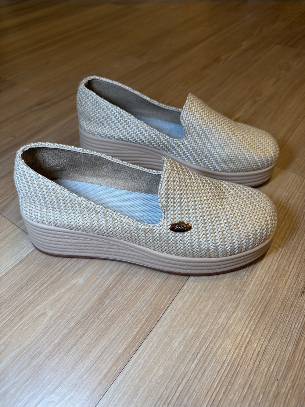 SHEIN Beige Woven Slip-On Platform Mules
